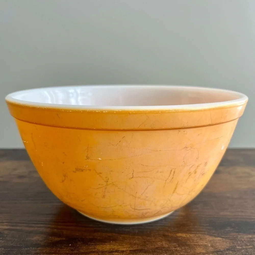 PYREX| 1.5 L Golden Yellow Mixing Bowl
